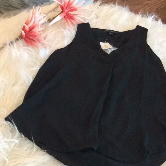 NEW💞BANANA REPUBLIC 💞gorgeous top - Picture 2 of 13